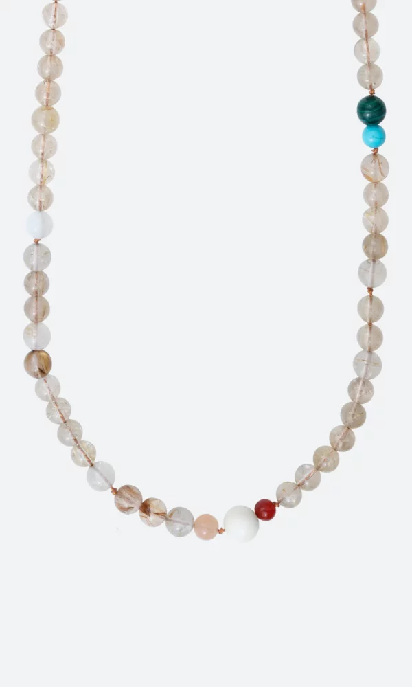 Découvrez le collier de perles de la maison Ole Lynggaard. En vente chez Dumas Joaillier à Avignon. Détaillant Officiel.
